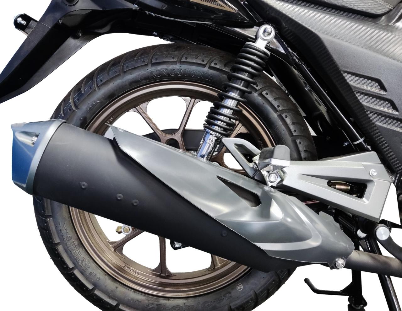 Escape y posapies traseros de rk200 ek negro